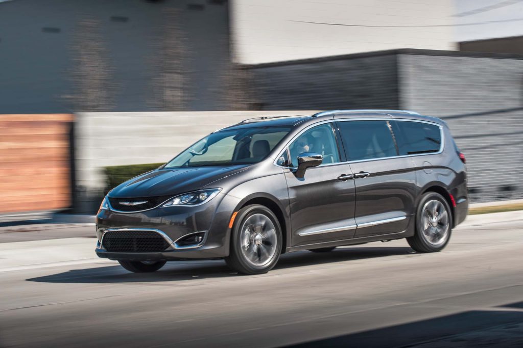 Chrysler pacifica cs